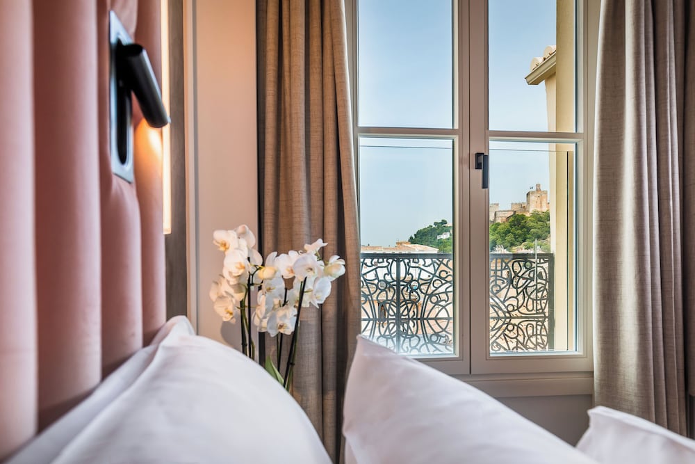 Palacio Gran Vía, Royal Hideaway hotel