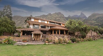 Casa Raiz -The Handmade House in Calca