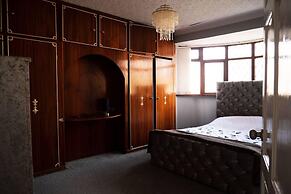 Captivating 3-bed House in Birmingham