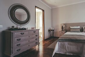 Vila Milreu Guesthouse