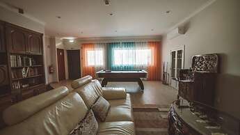 Vila Milreu Guesthouse