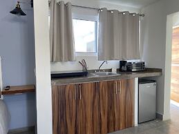 Pelicanos Apartments