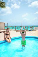 Royal Islander Resort La Plage