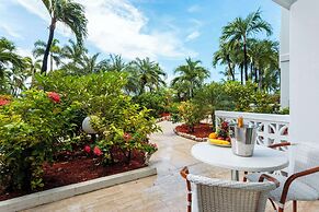 Royal Islander Resort La Plage
