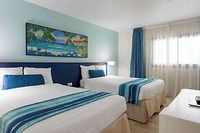 Royal Islander Resort La Plage