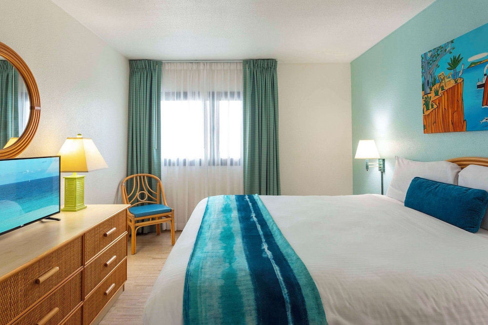Royal Islander Resort La Plage