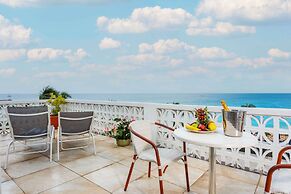 Royal Islander Resort La Plage