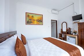 Kaylas Hill Resort
