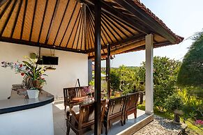 Kaylas Hill Resort