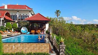 Kaylas Hill Resort