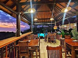 Kaylas Hill Resort