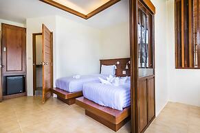 Wyh Hotel