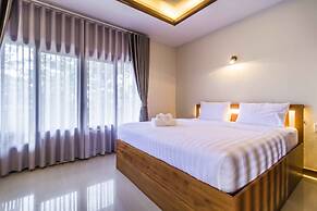 Wyh Hotel