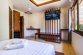 Wyh Hotel