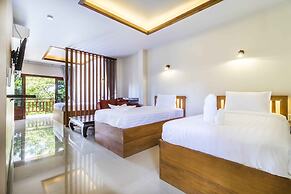 Wyh Hotel