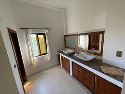 Mawe Zuri Resort