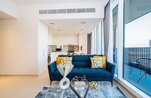 Tanin - Breathtaking Panoramic Canal Views From Balcony