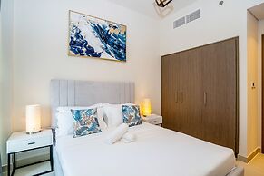 Tanin - Breathtaking Panoramic Canal Views From Balcony