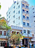 HANZ Luxury Hotel