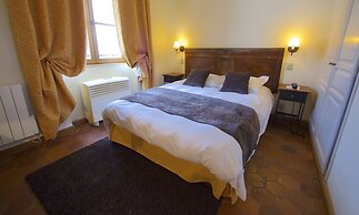 Hostellerie de la Tour d'Auxois