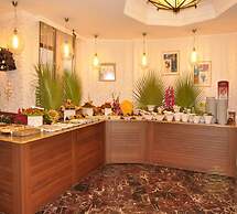 Azak Hotel