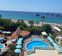 Azak Hotel