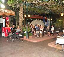 Azak Hotel