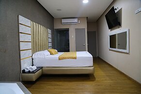 Hotel ByHours Astor