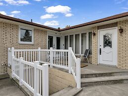 Park Bungalow #4 - Seacliff Beach Suites
