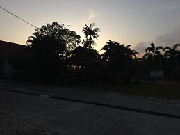 Maingam Resort