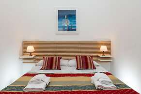 Babuino Luxury - Large Apartment Spanish Steps