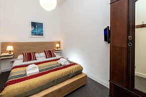 Babuino Luxury - Large Apartment Spanish Steps