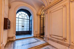 Babuino Luxury - Large Apartment Spanish Steps