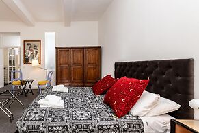 Babuino Luxury - Large Apartment Spanish Steps