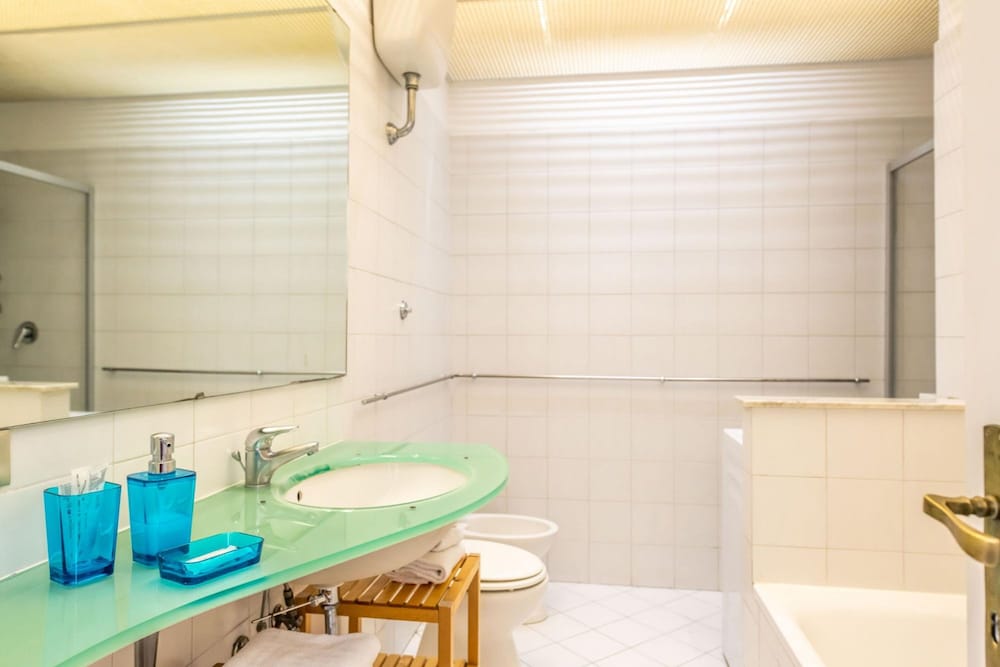 Babuino Luxury - Large Apartment Spanish Steps