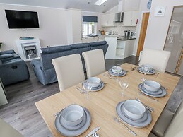 Dono's Lodge
