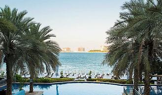 Shoreline Beachfront Luxury Palm
