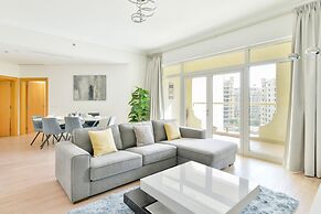 Shoreline Beachfront Luxury Palm