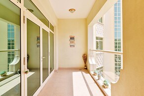 Shoreline Beachfront Luxury Palm
