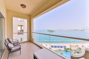 Shoreline Beachfront Luxury Palm