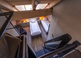 The Guesthouse by the Hey Hotel