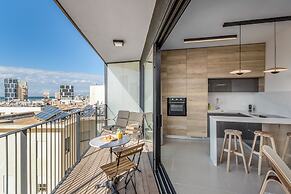 High End & Design with Balcony