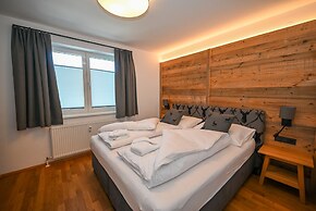 Domizil Thirteen - Sauna and Glacier View