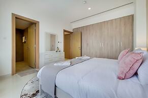 GreenFuture - Stylish Apartment With Panoramic City Views