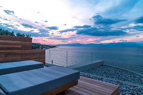 Alissachni SeaSide Hotel