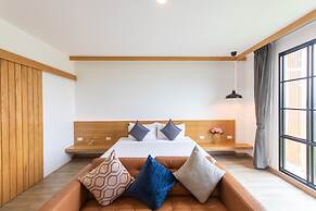 Ananzitra Hotel