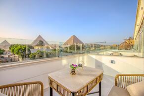 Shadow Pyramids View INN