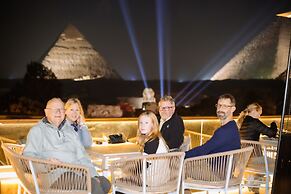Shadow Pyramids View INN
