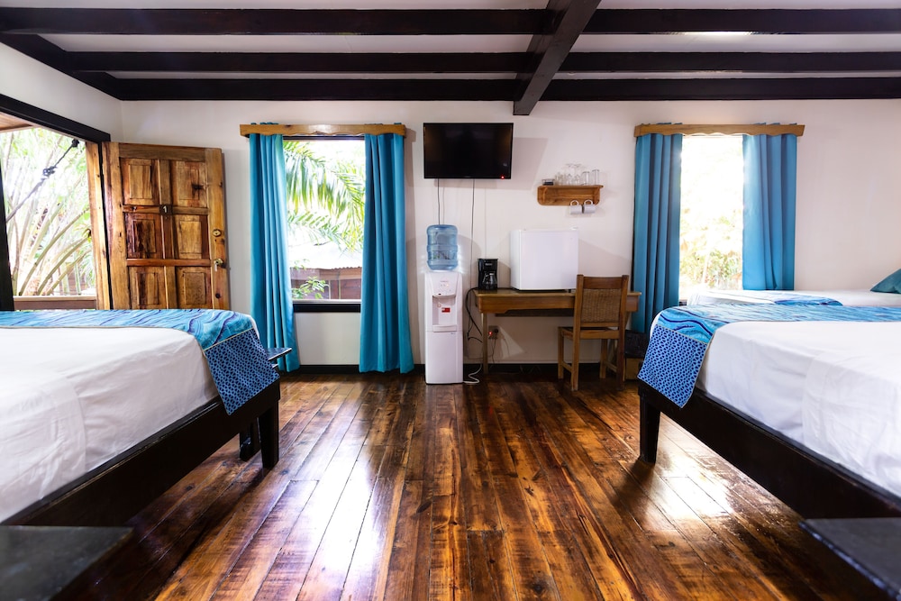 Mango Inn Resort