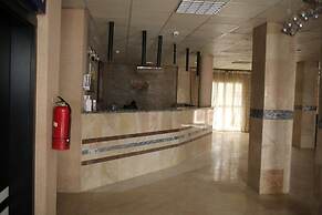 HOTELHOUDA